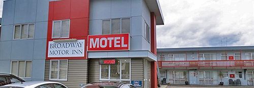 Broadway Motor Motel